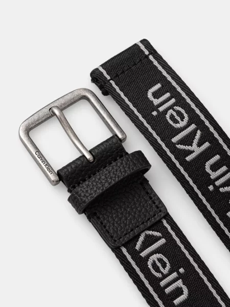 Calvin Klein pas črna