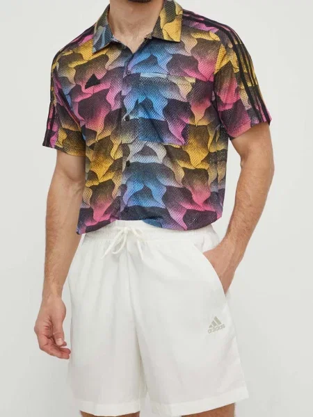 Къс панталон adidas бежово