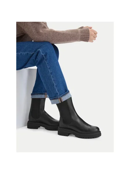 Kotníková obuv s elastickým prvkem Lasocki černá