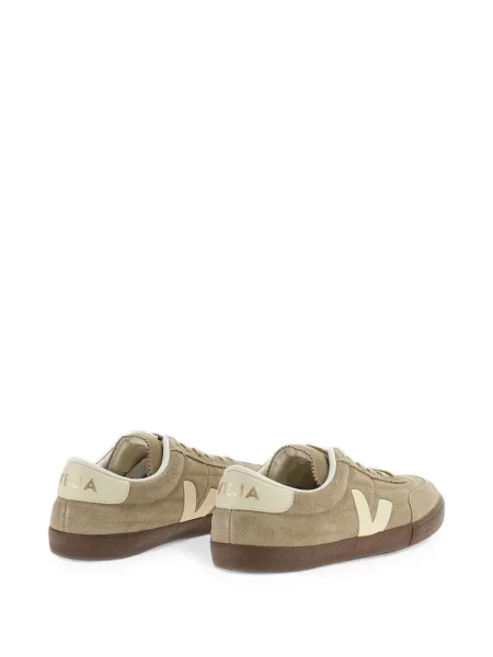 Szarvasbőr sneaker Veja autogrammal