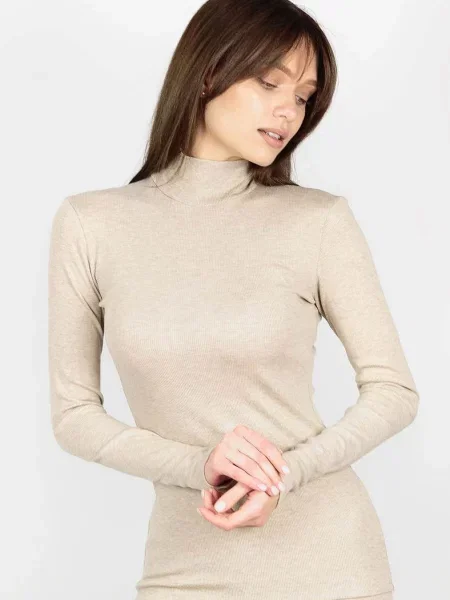 Женский однотонный гольф бежева