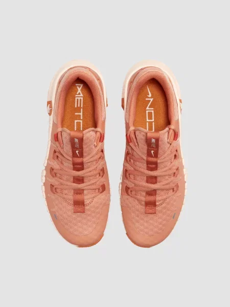 Повседневные кроссовки Nike Metcon с янтарем оранжевые