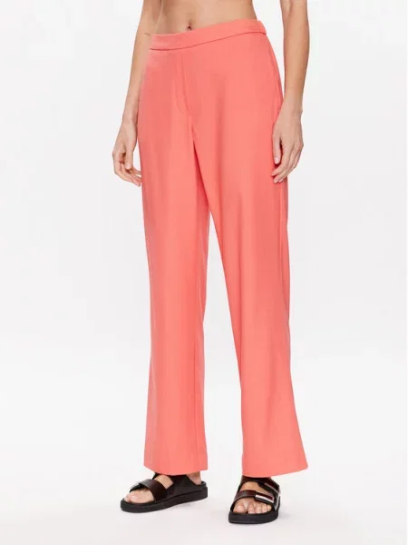 Moss Copenhagen Spodnie materiałowe Fanilla różowy