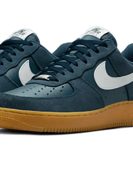 Top Nike negru
