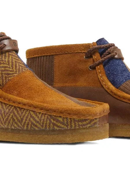 Μποτάκια Clarks καφέ