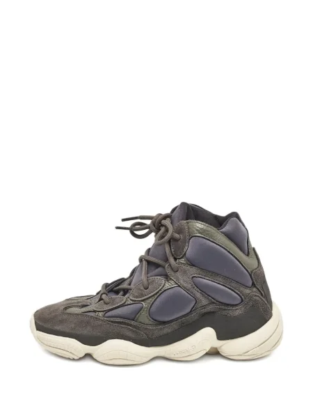 Sneakerși Adidas Yeezy din piele de căprioară gri