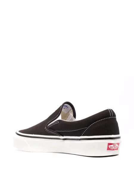 Slip on plátěné tenisky Vans černé