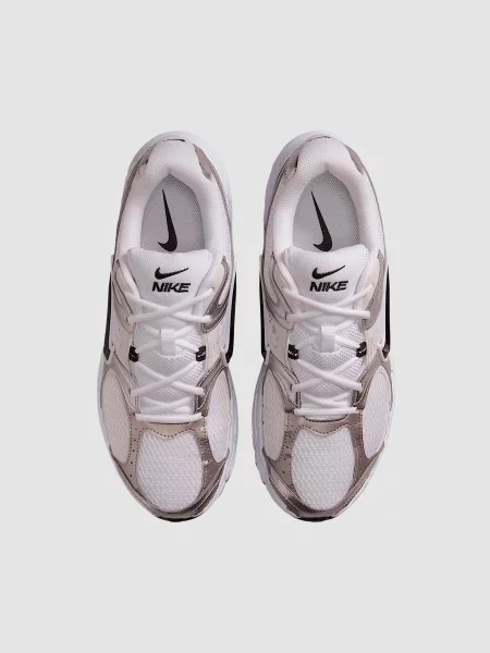 Кожаные повседневные кроссовки Nike