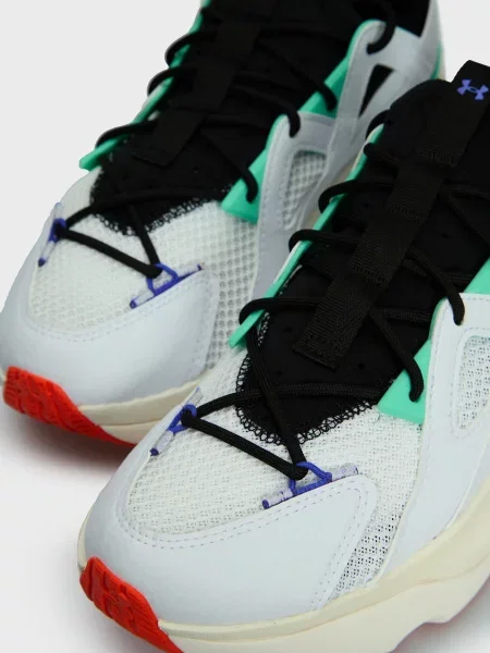 Кроссовки для спортзала Under Armour белые