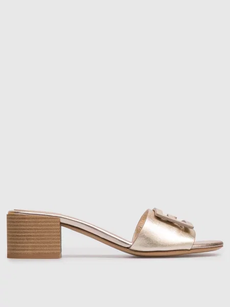 Золотисті шкіряні мюлі Baguette Fendi