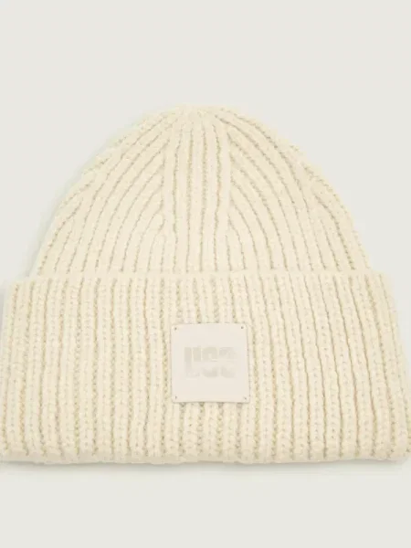 UGG Sapka CHUNKY gyapjú hozzáadásával