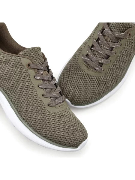 Sneakerși Lascana