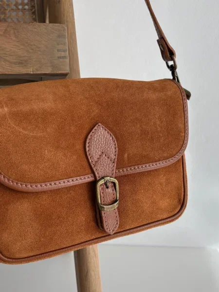 Geanta de piele Boto din piele maro