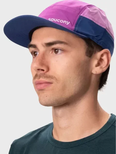 Кепка Saucony рожева