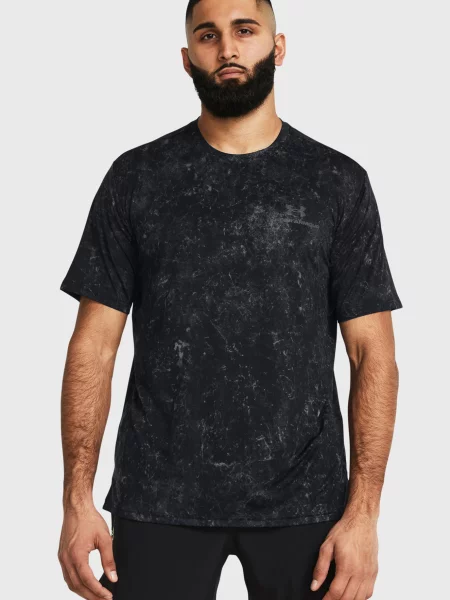 Футболка з принтом Under Armour чорна