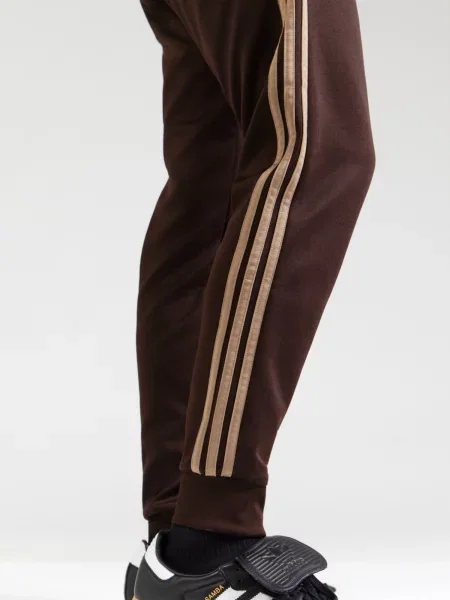 Adidas Originals teplákové nohavice pánske hnedá