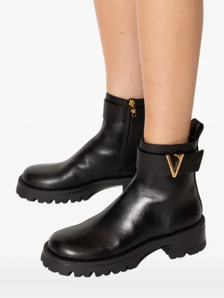 Cizme scurte Versace cu cataramă negru