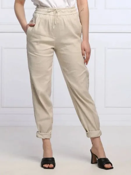 Marc Cain De in pantaloni bej