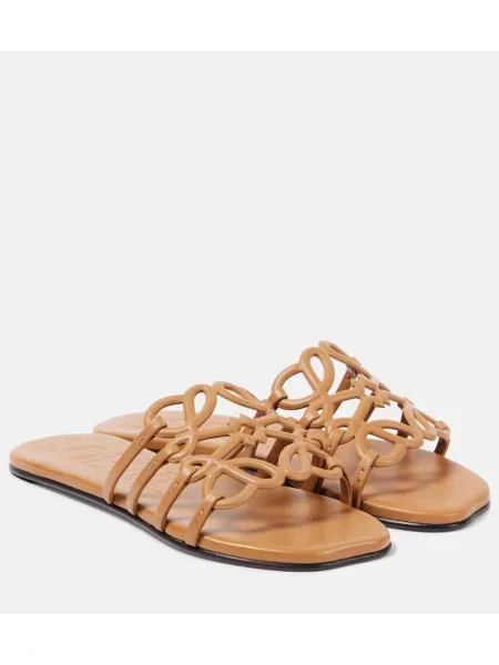 Кожени сандали Loewe кафяво