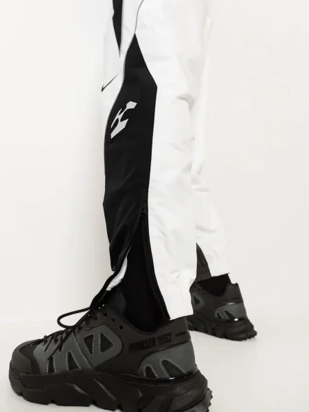 Pantaloni Nike alb