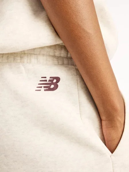 Спортивные штаны New Balance бежевые
