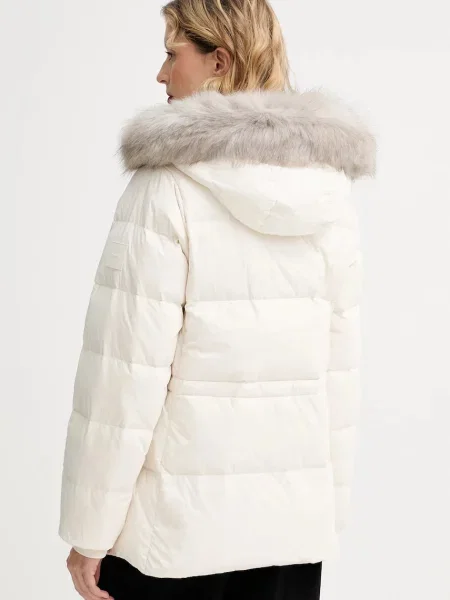 Calvin Klein pehelydzseki bézs