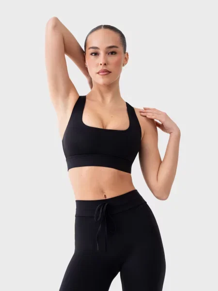 Топ AVECS чорний