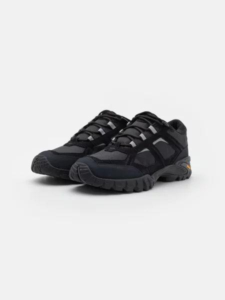 Sneakerși Oakley negru