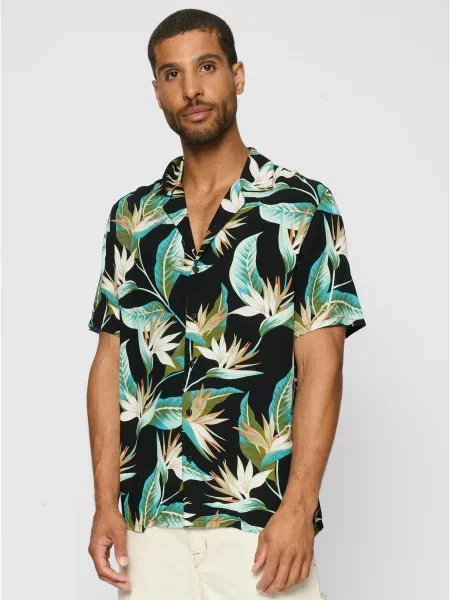 Cămașă Urban Classics cu model floral negru