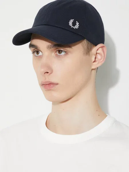 Классическая кепка Fred Perry