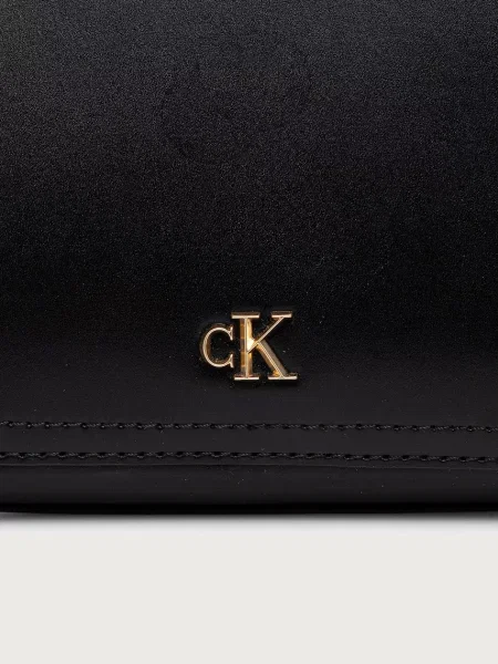 Calvin Klein Táska Ck Hardware Camera Bag fekete