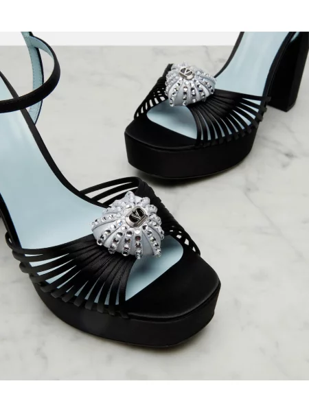 Sandale Valentino Garavani din satin cu platformă negru