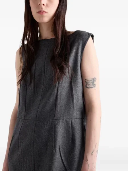 Rochie Prada cu decolteu barcă de costum gri