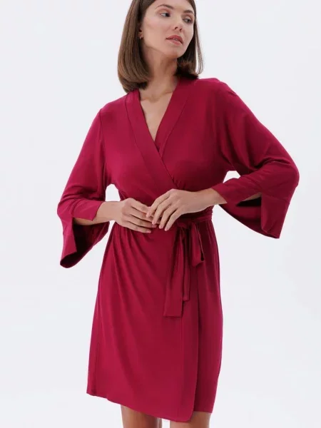 Женский короткий халат червоний