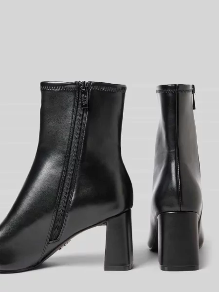 Sztyblety z zamkiem błyskawicznym model ‘Hurst’ Steve Madden czarne