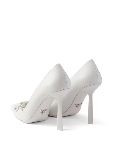 Pantofi cu toc Prada din piele alb