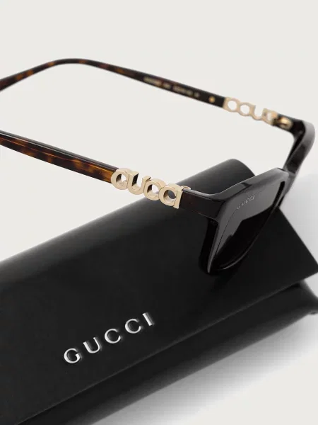 Солнцезащитные очки Gucci