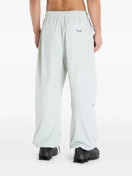 Căciulă Nike alb