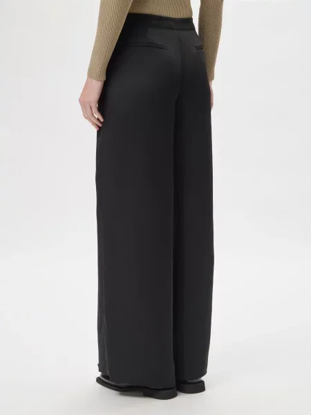 Брюки Armani Exchange черные