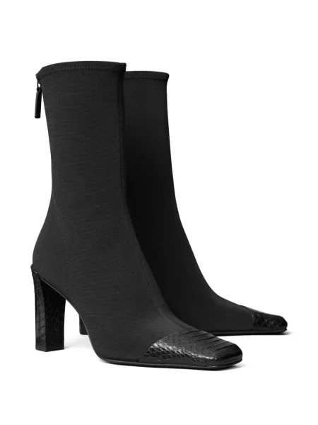 Șapcă Tory Burch asimetrică negru