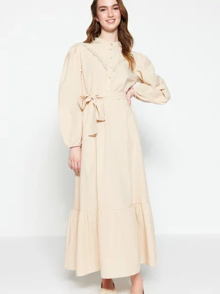 Gulerat rochie Trendyol țesută bej