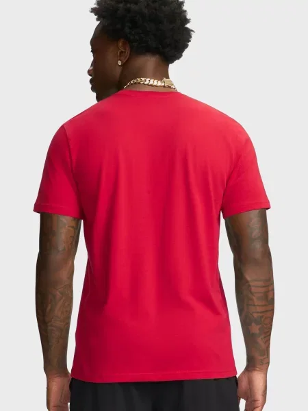 Футболка Under Armour червона