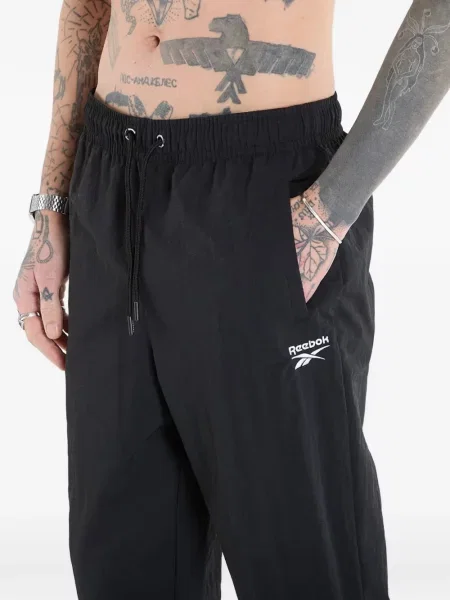 Kalhoty Reebok s potiskem černé