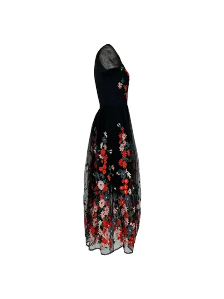 Rochie Maje cu broderie cu model floral negru