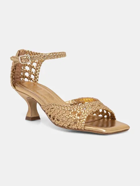 Кожаные босоножки Souliers Martinez на низком каблуке