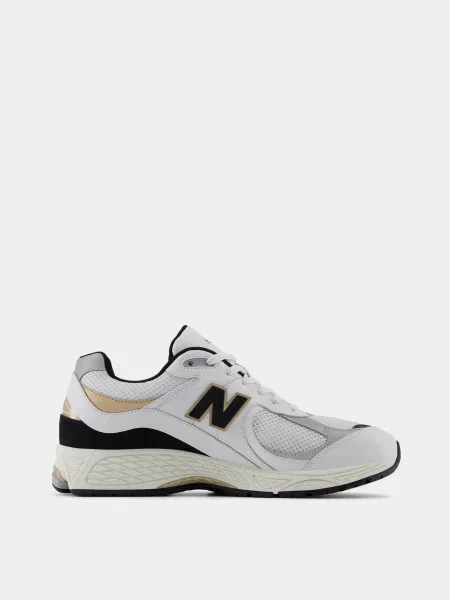 Кожаные кроссовки New Balance черные