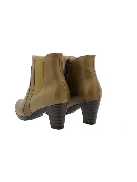 Pantofi Piesanto maro