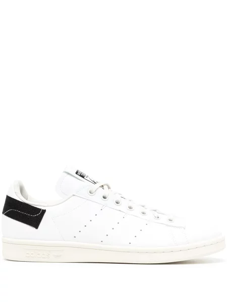 Sneakerși Adidas Forum cu șireturi din dantelă alb