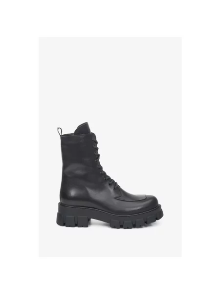 Ботинки Estro черные