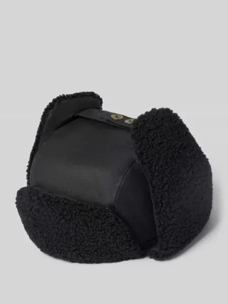 Czapka uszanka z woskowanej bawełny model ‘MORAR’ Barbour czarna